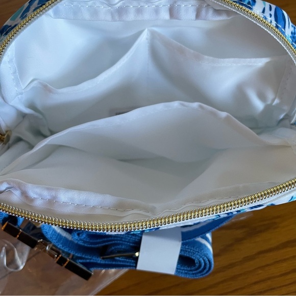 Lilly Pulitzer Jeanie Belt Bag Shell Collector - Picture 7 of 7